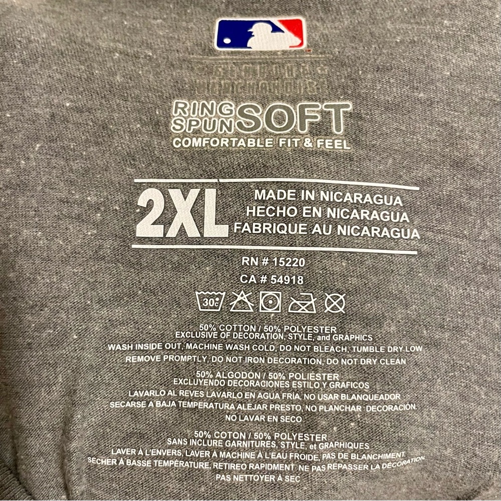 Ring Spun Soft Gray Graphic Tee with MLB Logo | Size 2XL - Picture 3 of 3